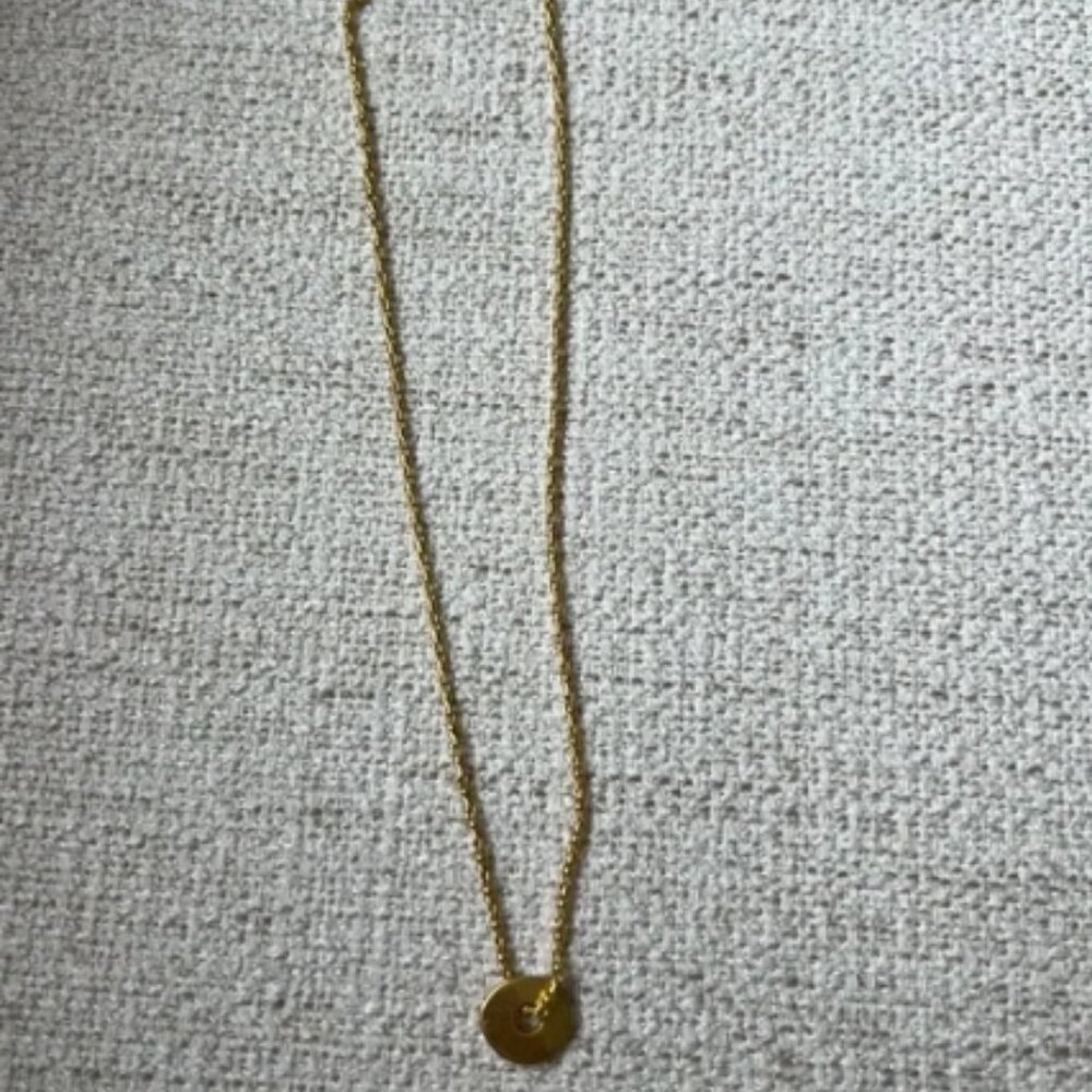 Gold Pendant Necklace